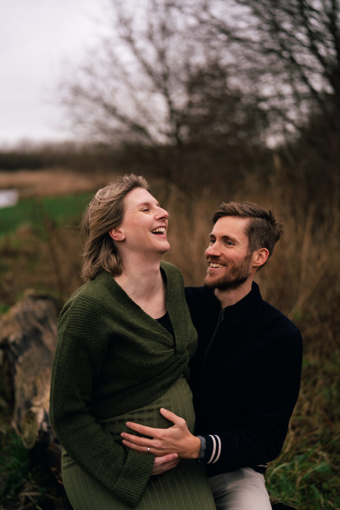 Kleding voor zwangerschapsshoot