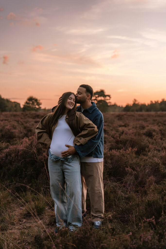 Kleding voor zwangerschapsshoot